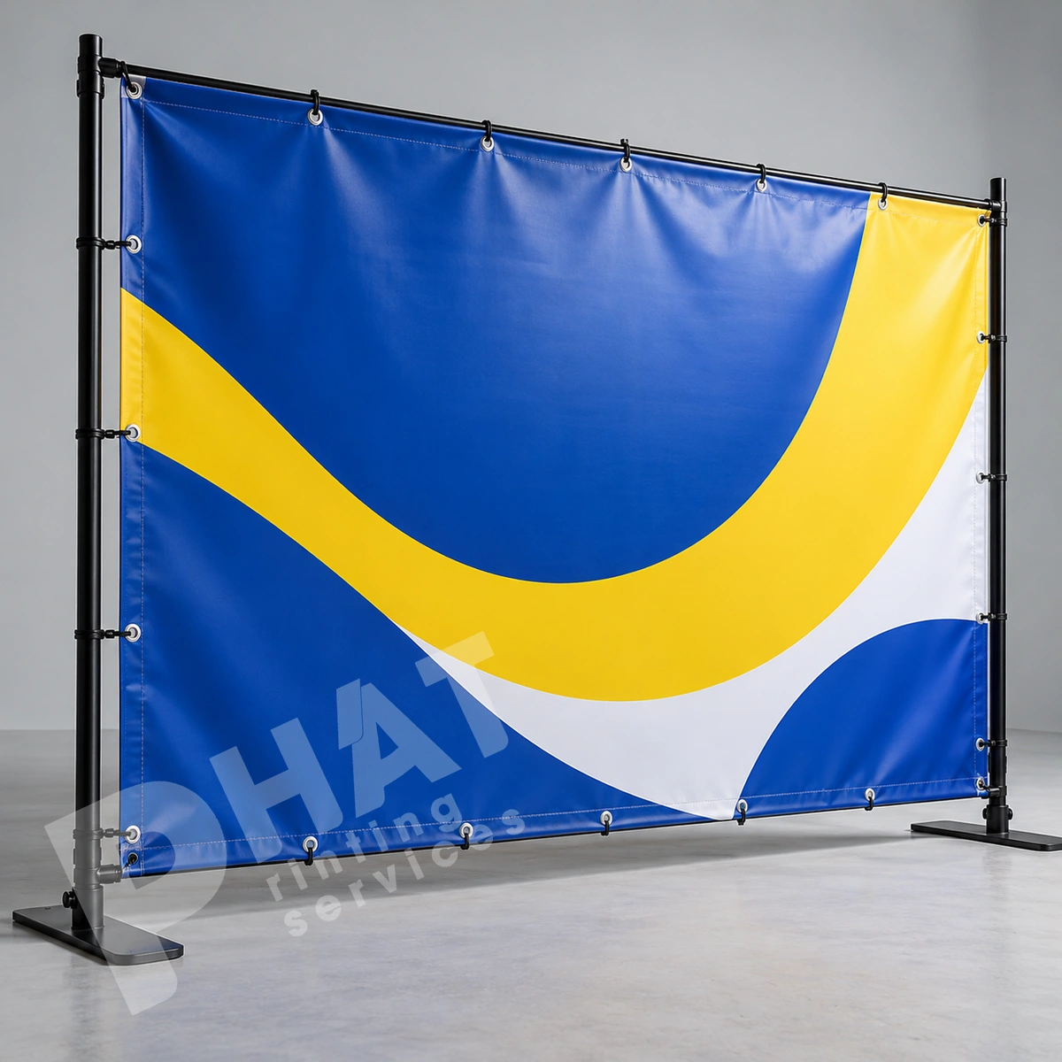 Render minh họa tấm banner xanh vàng trắng với mép may và khoen gắn vào khung